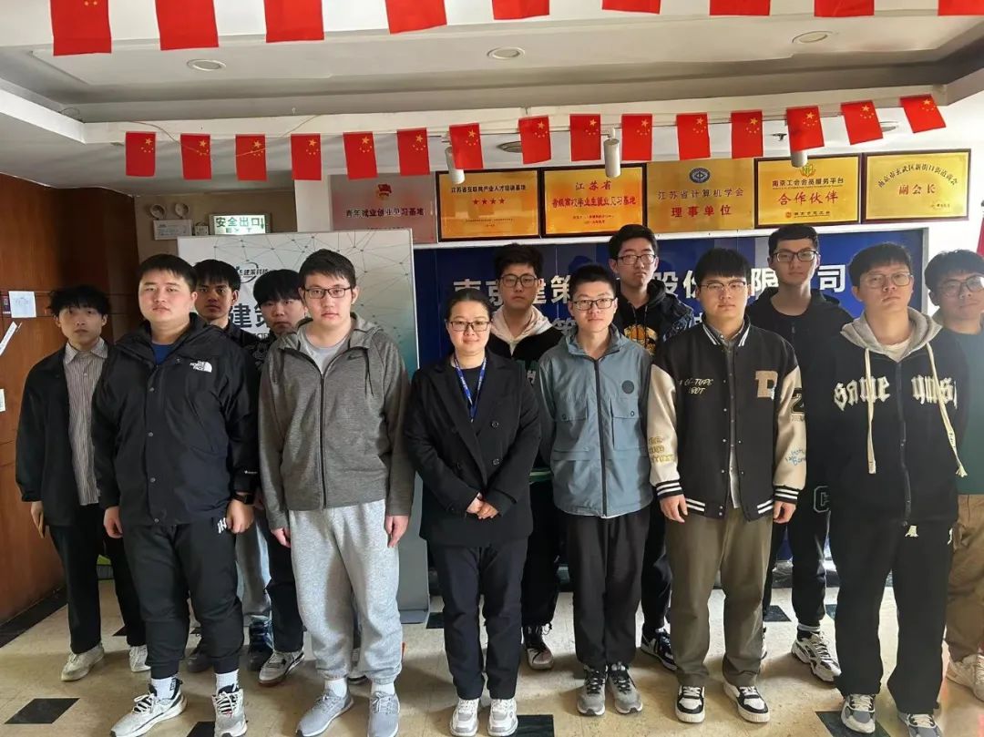 春天最美，萬(wàn)物復(fù)蘇，正是學(xué)習(xí)的好時(shí)光